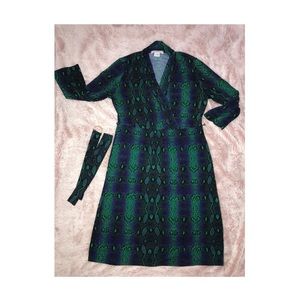 MUST HAVE Snakeskin Print Liz Claiborne Dress